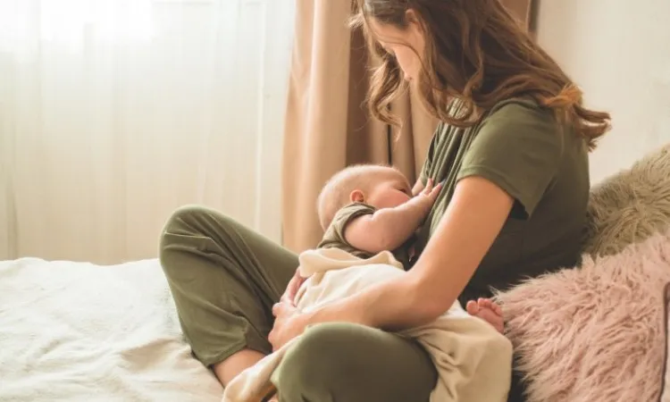 Zdjęcie Na co uważać karmiąc piersią? Kluczowe wskazówki dla mam
