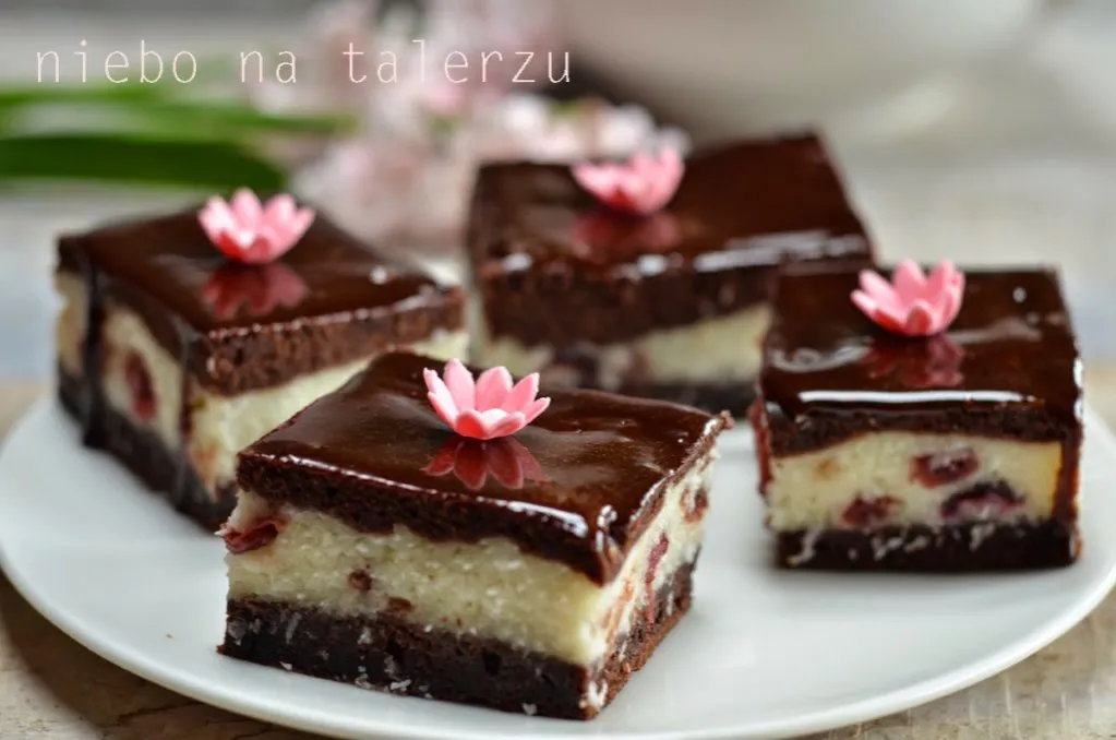 Zdjęcie Pyszne ciasto niebo na talerzu przepis - jak zrobić krok po kroku w domu