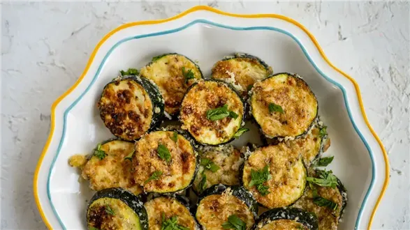 Zdjęcie Co do sałatki warzywnej? Sprawdzone składniki i przepisy na smaki