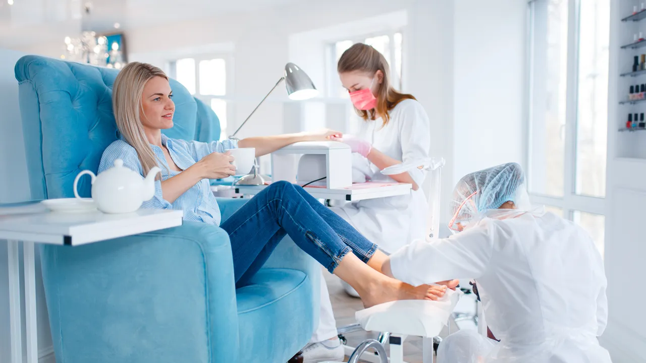Zdjęcie Jak urządzić salon manicure: praktyczne porady na idealną aranżację i atmosferę