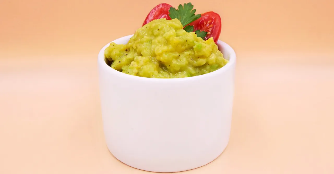 Zdjęcie Jak zrobić guacamole na szybko - prosty przepis w 10 minut