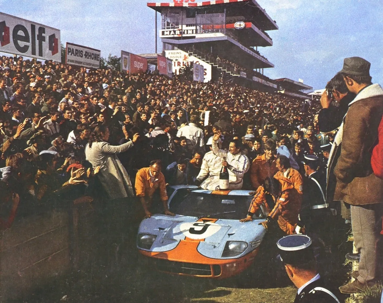 Zdjęcie Historia wyścigu Le Mans 66 - legendarny pojedynek Forda z Ferrari