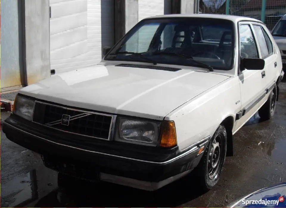 Zdjęcie Gdzie kupić części do Volvo 340: kompletny przegląd sklepów w Polsce