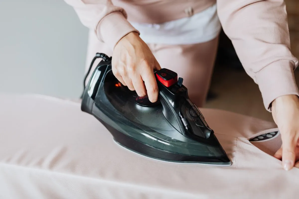Zdjęcie Najlepsze żelazka 3000w – porównanie modeli z wysoką wydajnością