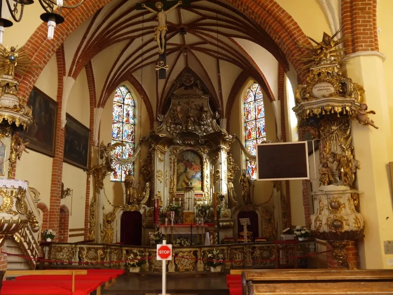 Zdjęcie Sanktuarium Piaseczno: Historia, Uzdrowienia i Pielgrzymki