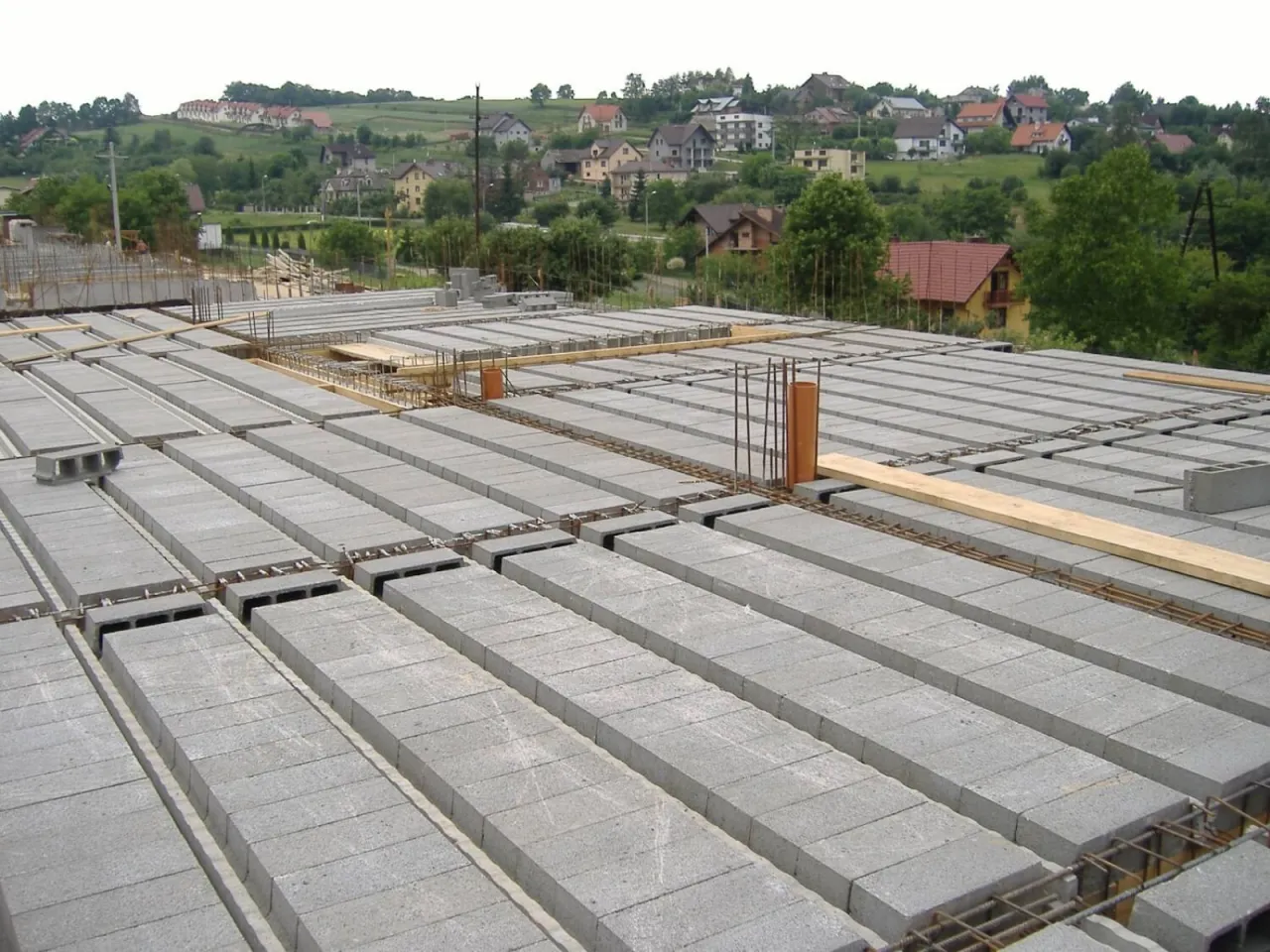 Zdjęcie Najtańszy strop: Porównanie kosztów i praktyczne rady dla budujących