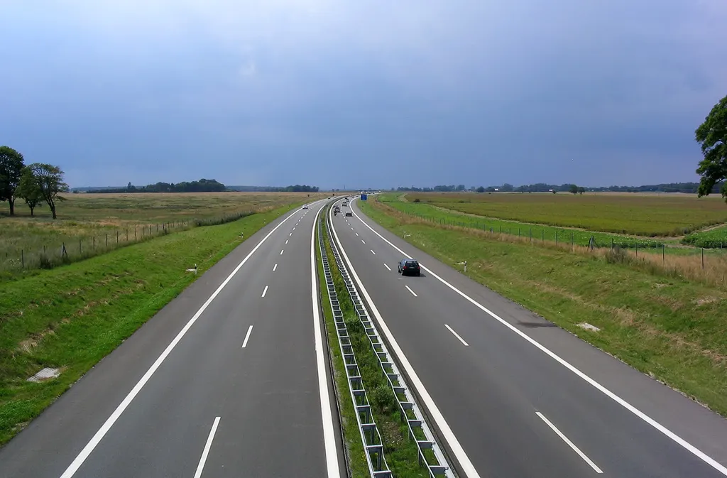 Zdjęcie Jak Niemcy budowali autostrady: historia, motywacje i skutki budowy