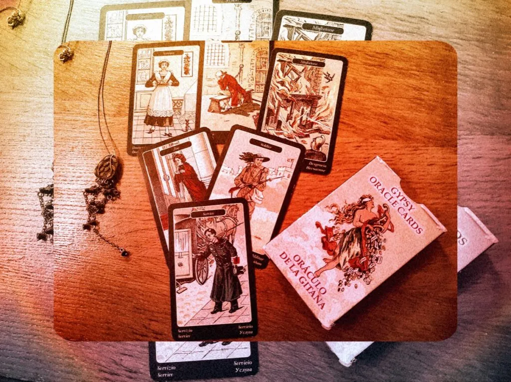 Zdjęcie Czy tarot tak czy nie wyrocznia daje pewne odpowiedzi na pytania?