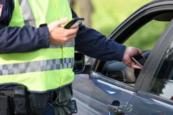 Zdjęcie Ile mandatu za brak pasów? Sprawdź kary i uniknij kosztownych konsekwencji