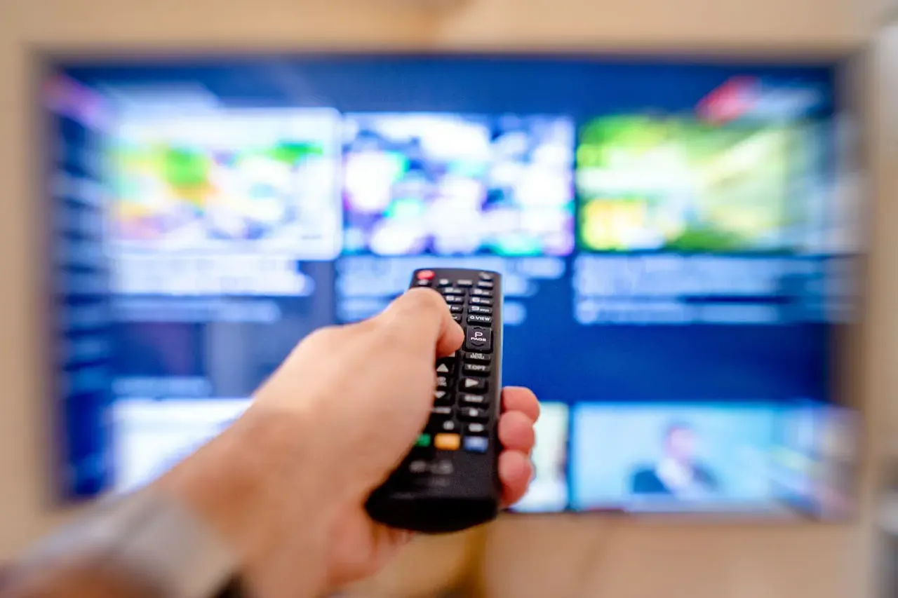 Zdjęcie Jak podłączyć telewizor do telewizji naziemnej: 7 prostych kroków