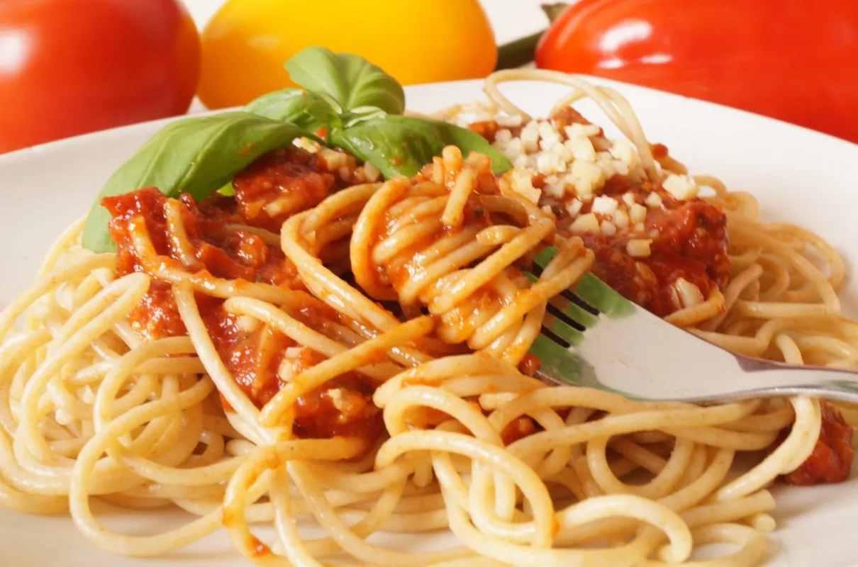 Zdjęcie Pyszne przepisy na spaghetti z mięsem mielonym, które musisz spróbować