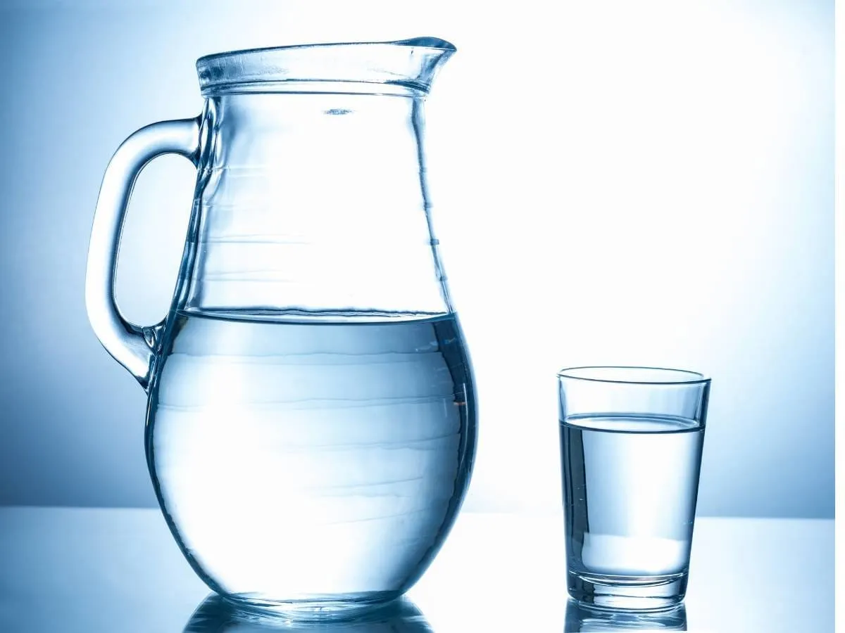 Zdjęcie 250 ml wody - ile to 200 ml?