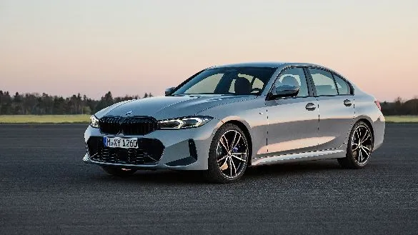 Zdjęcie BMW 320d xDrive – wymiary, osiągi i najlepsze wyposażenie modelu