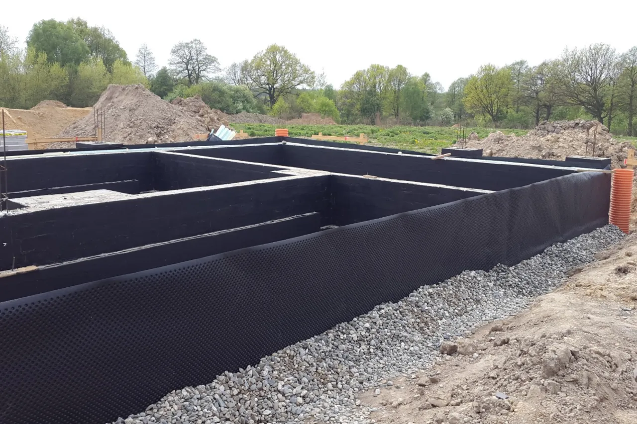 Zdjęcie Jak Prawidłowo Ocieplić Fundament Styropianem - Kompletny Poradnik Krok po Kroku