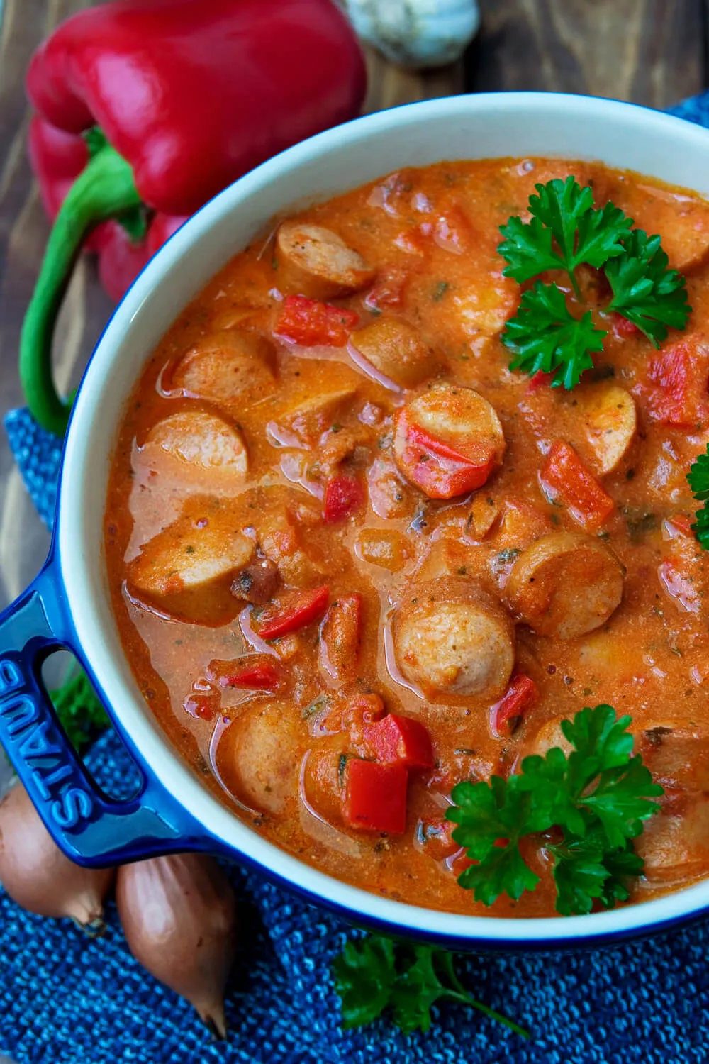 Zdjęcie Einfaches Rezept für würstchengulasch – schnell und lecker zubereiten
