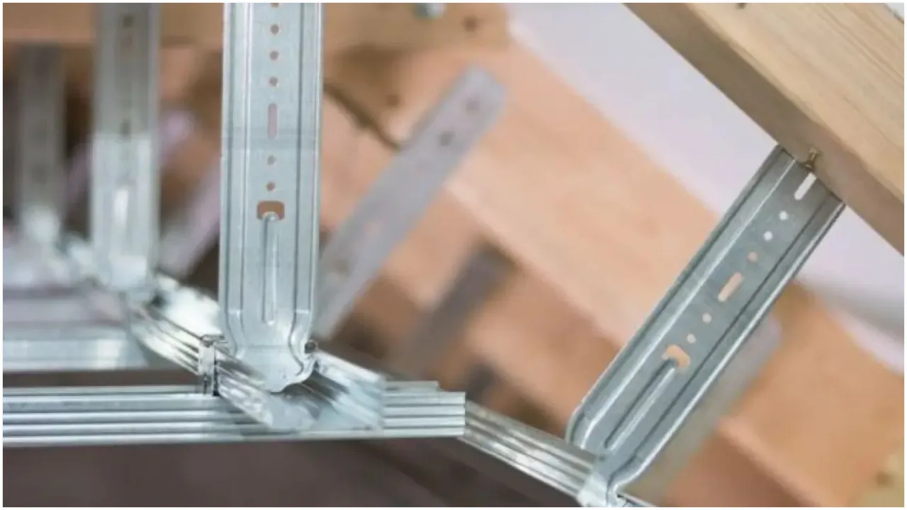 Zdjęcie Jak zabudować poddasze - proste kroki i najczęstsze błędy do uniknięcia