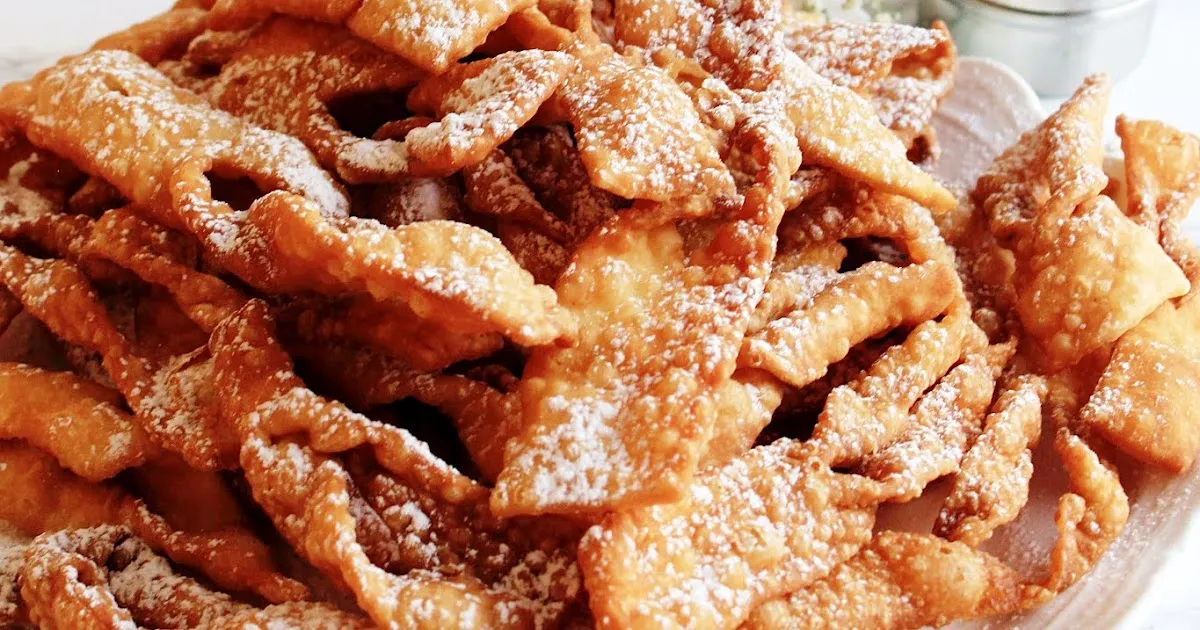 Zdjęcie Tradycyjne faworki! Oto przepis, z którego babcia byłaby dumna