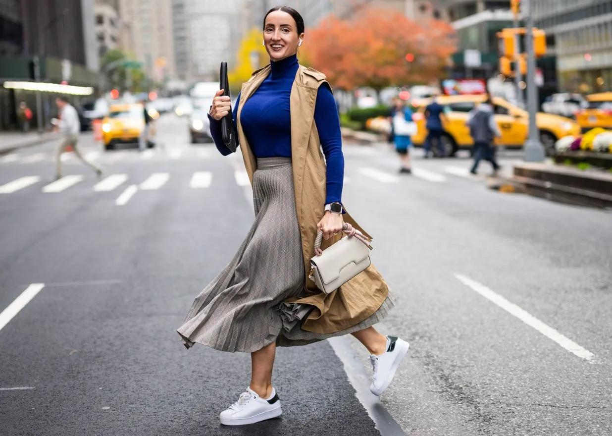 Zdjęcie Co ubrać do dzwonów? Kompletny poradnik modowych stylizacji na 2024