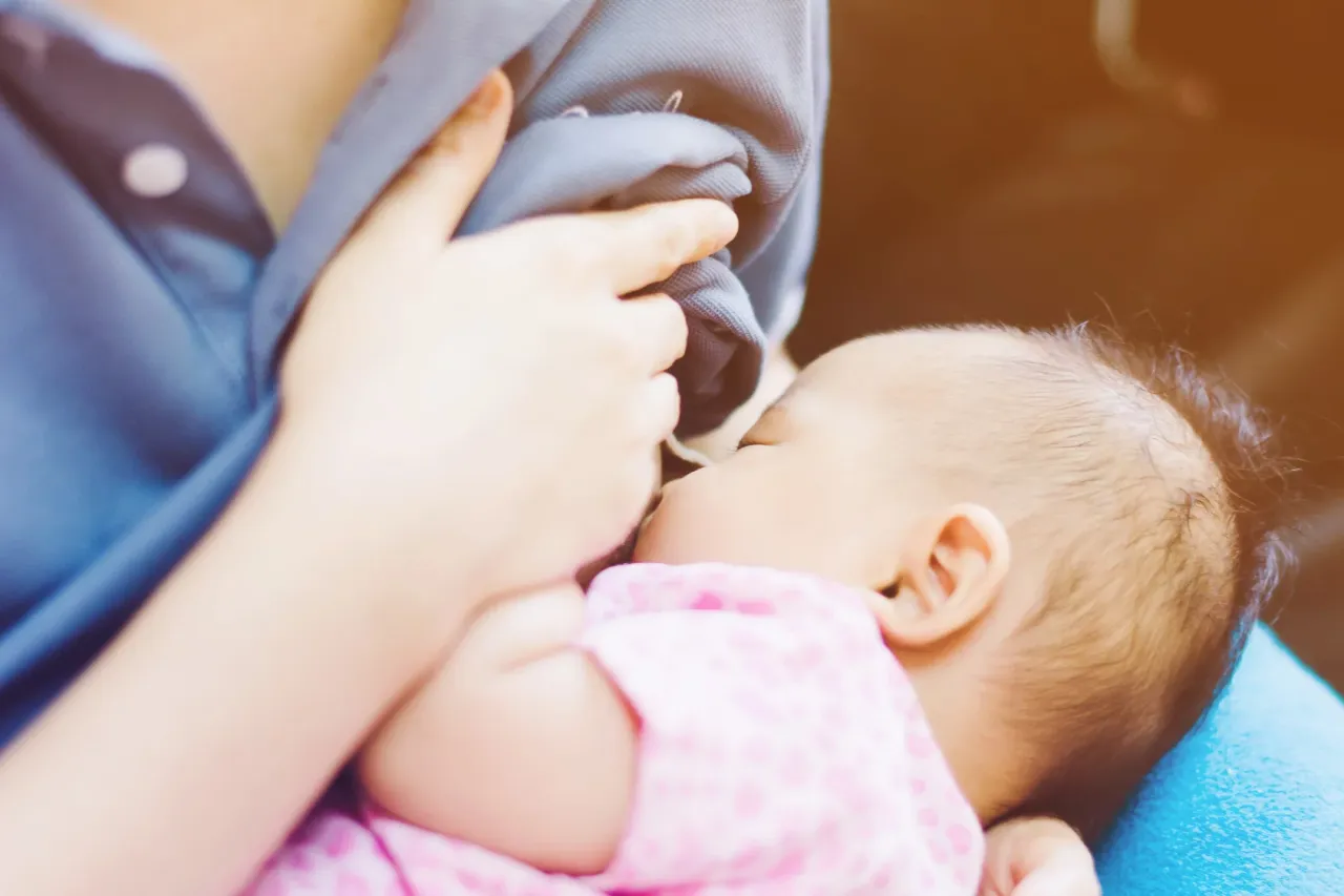 Zdjęcie Czy karmienie piersią odchudza? Oto prawda o utracie wagi