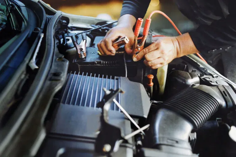 Zdjęcie Jaki akumulator do Audi A4 B6 2.0 benzyna? Wybierz najlepszy model
