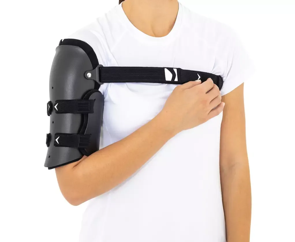 Zdjęcie Jakie ćwiczenia po złamaniu kości ramiennej pomogą w szybkiej rehabilitacji