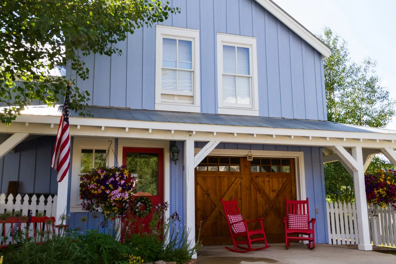 Zdjęcie Dlaczego Ameryka buduje z drewna, a Polska z cegły? Wyjaśniamy!