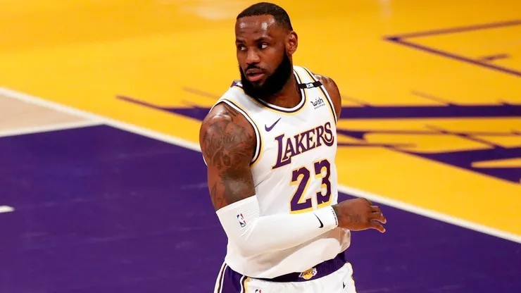 Zdjęcie Co oznacza 6 na koszulkach NBA? Historia, legendy i symbolika numeru