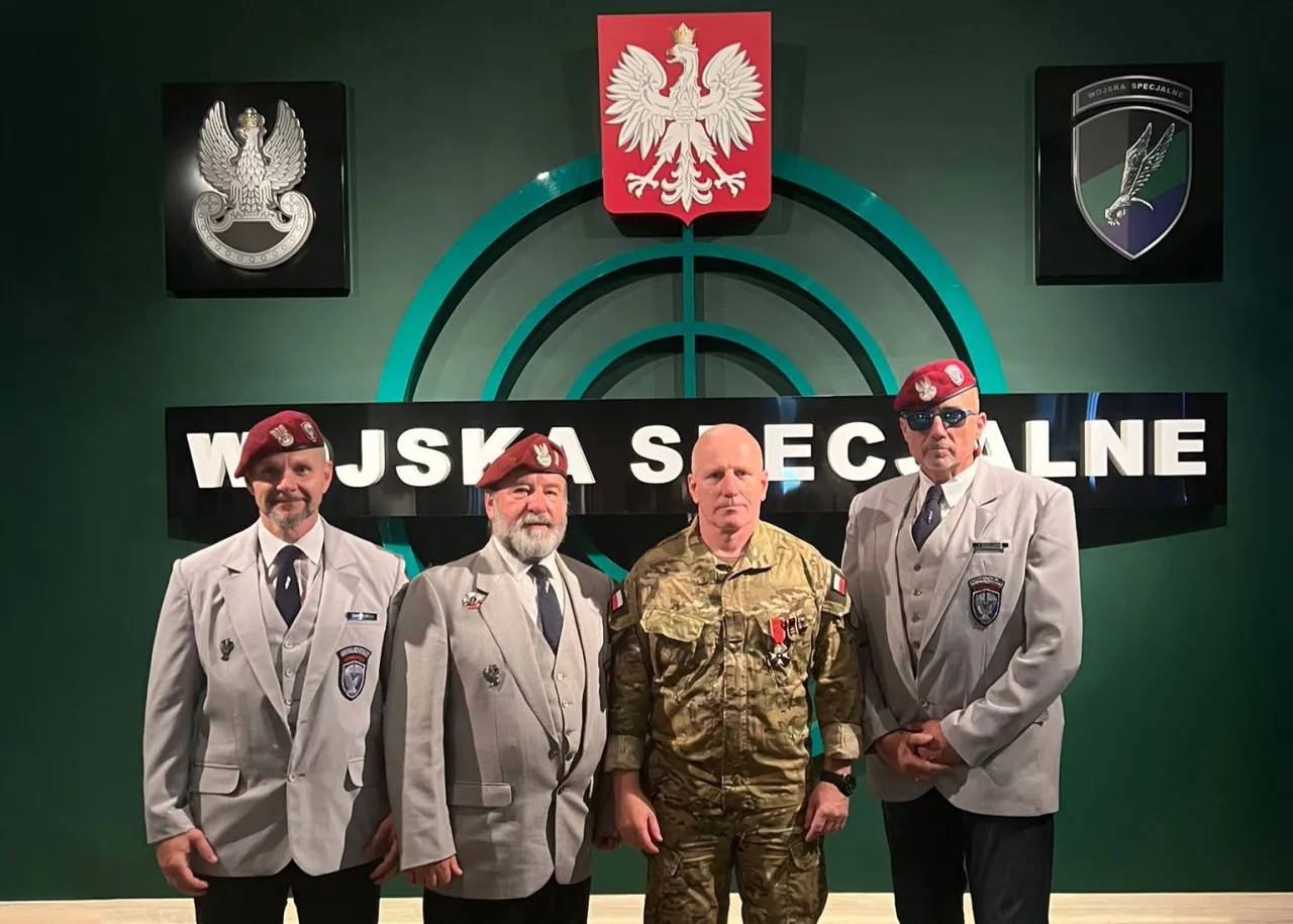 Zdjęcie Generał Drumowicz: Kariera, osiągnięcia i wpływ na siły zbrojne