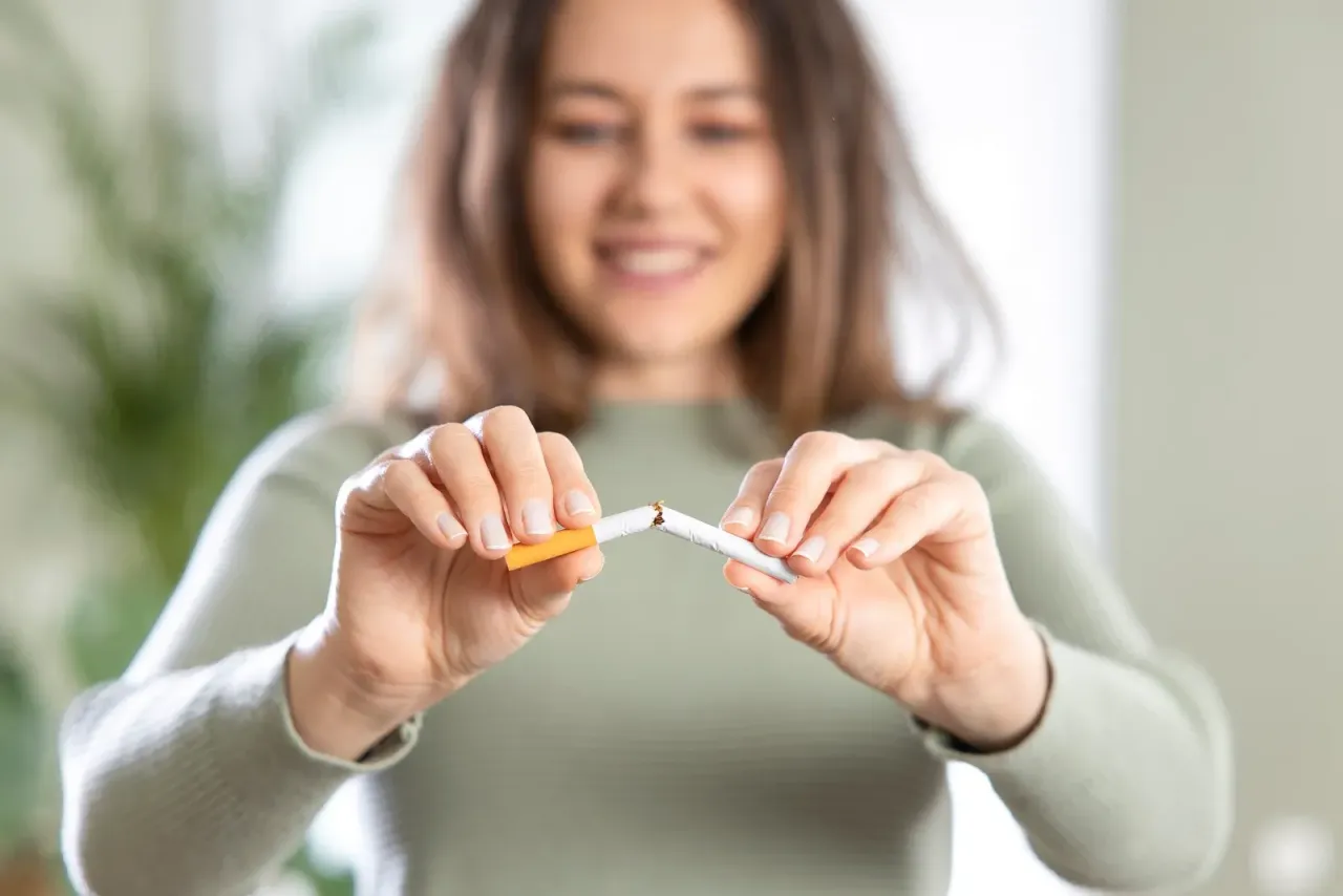 Zdjęcie Prosta metoda jak skutecznie rzucić palenie dla kobiet bez stresu i bólu