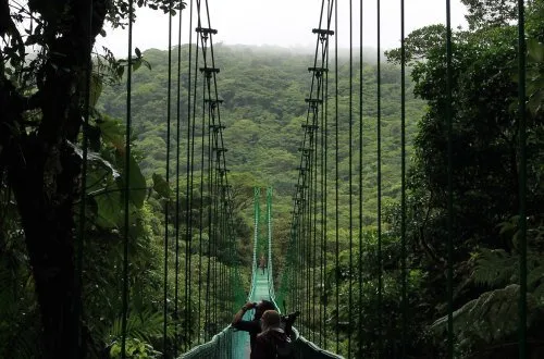 Zdjęcie Czy na Kostaryce jest bezpiecznie? Odkryj ukryte zagrożenia podróży