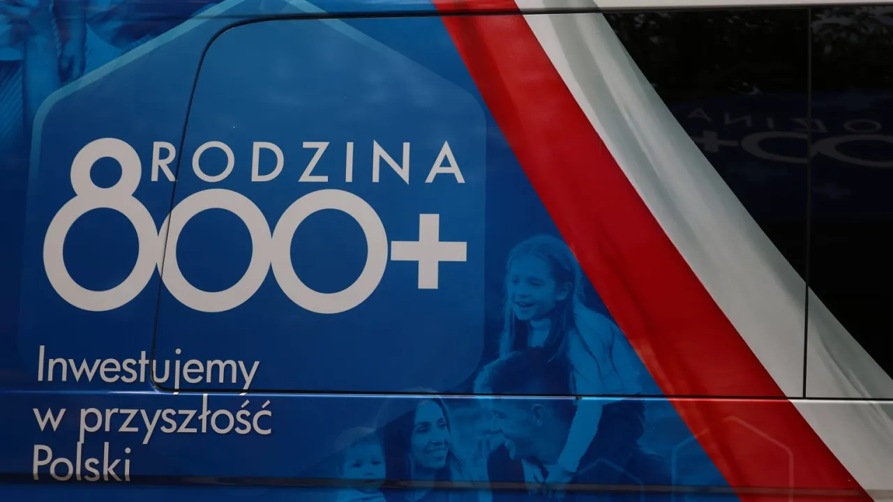 Zdjęcie Wniosek na 800 plus do kiedy? Sprawdź termin i uniknij utraty świadczenia!