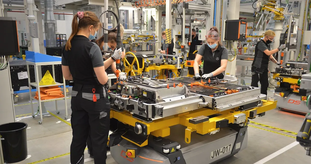 Zdjęcie KM Battery producent innowacyjnych akumulatorów - poznaj markę i produkty