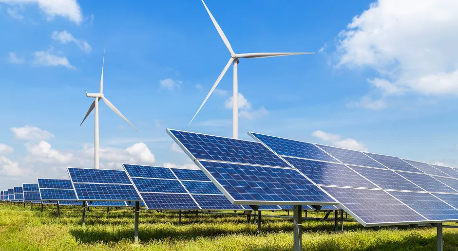 Zdjęcie Inwestycja w elektrownie słoneczne: zyskaj na energii odnawialnej