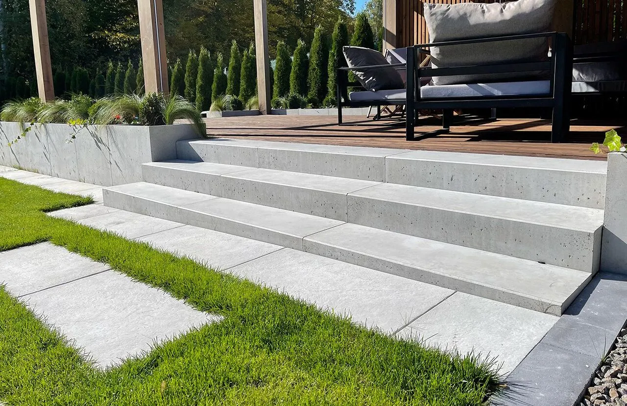 Zdjęcie Jaki beton na schody zewnętrzne? Kluczowe cechy i wybór materiałów