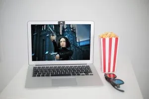 Zdjęcie Jak pobrać film z HBO Max na dysk i oglądać offline bez problemów