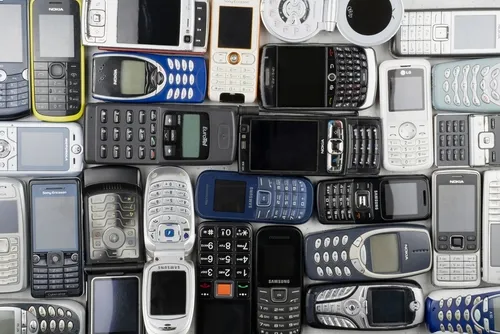 Zdjęcie Sieć GSM – co to jest i jak zmienia nasze życie mobilne?
