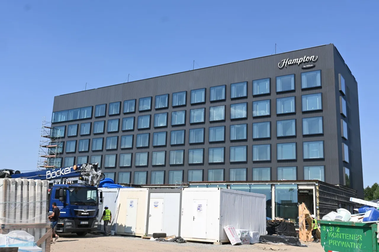 Zdjęcie Hotele Hilton w Polsce: ile ich jest i gdzie? [Aktualizacja 2026]