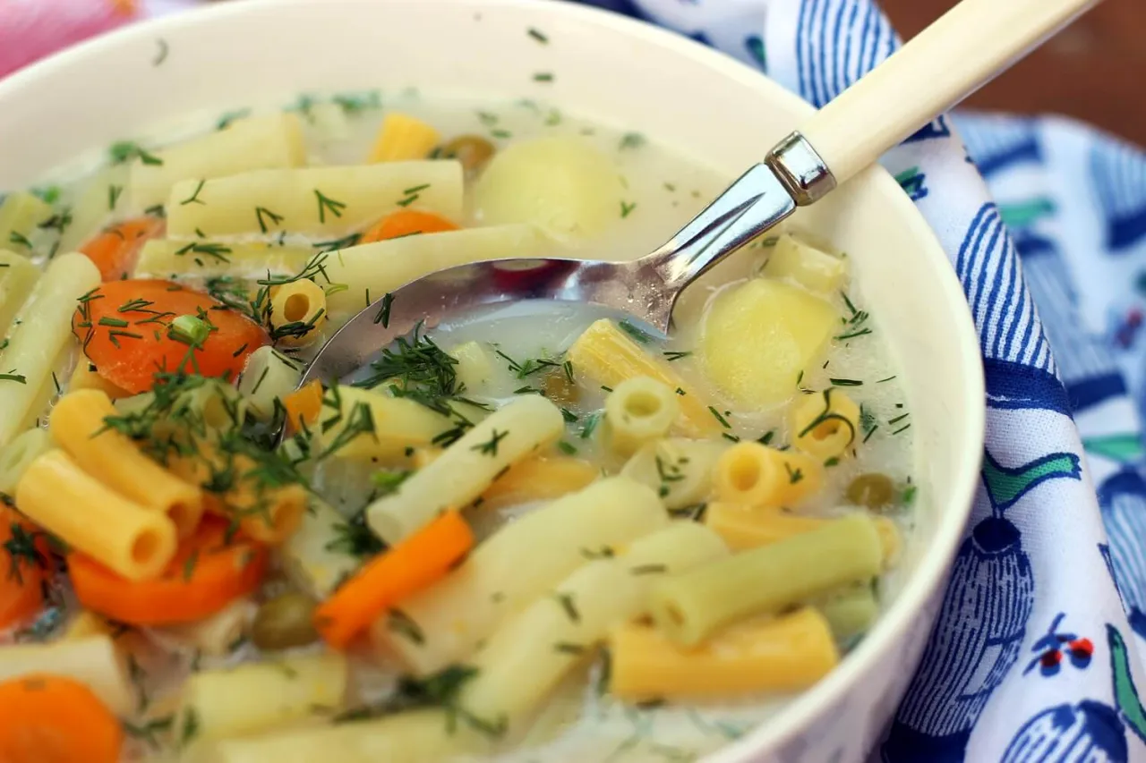 Zdjęcie Jak zrobić zupę z fasolki szparagowej - prosty przepis na smaczną zupę