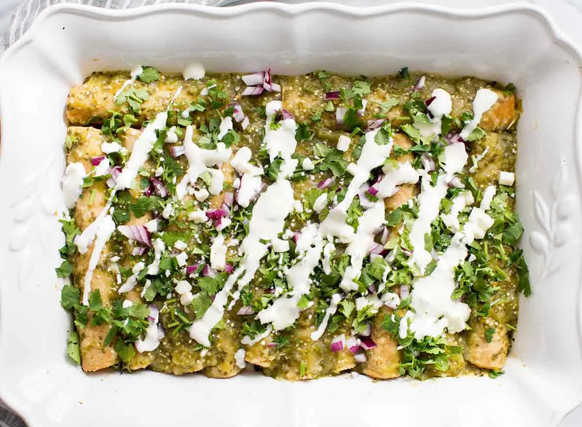 Zdjęcie Receta fácil de enchiladas de salsa verde que deleitarán tu paladar