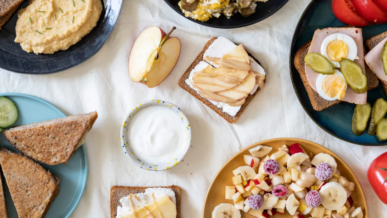 Zdjęcie Ile kcal ma sałatka owocowa? Zaskakujące fakty o kaloriach!