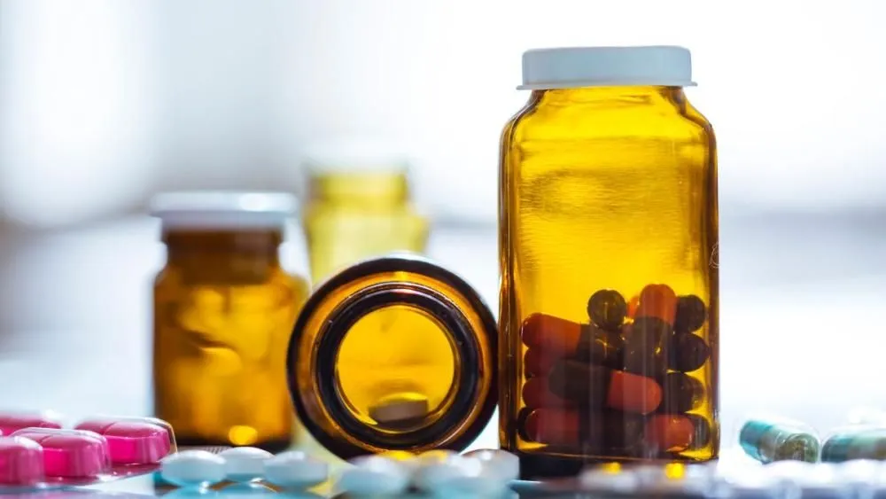 Zdjęcie Przewożenie leków w bagażu rejestrowanym – co musisz wiedzieć?