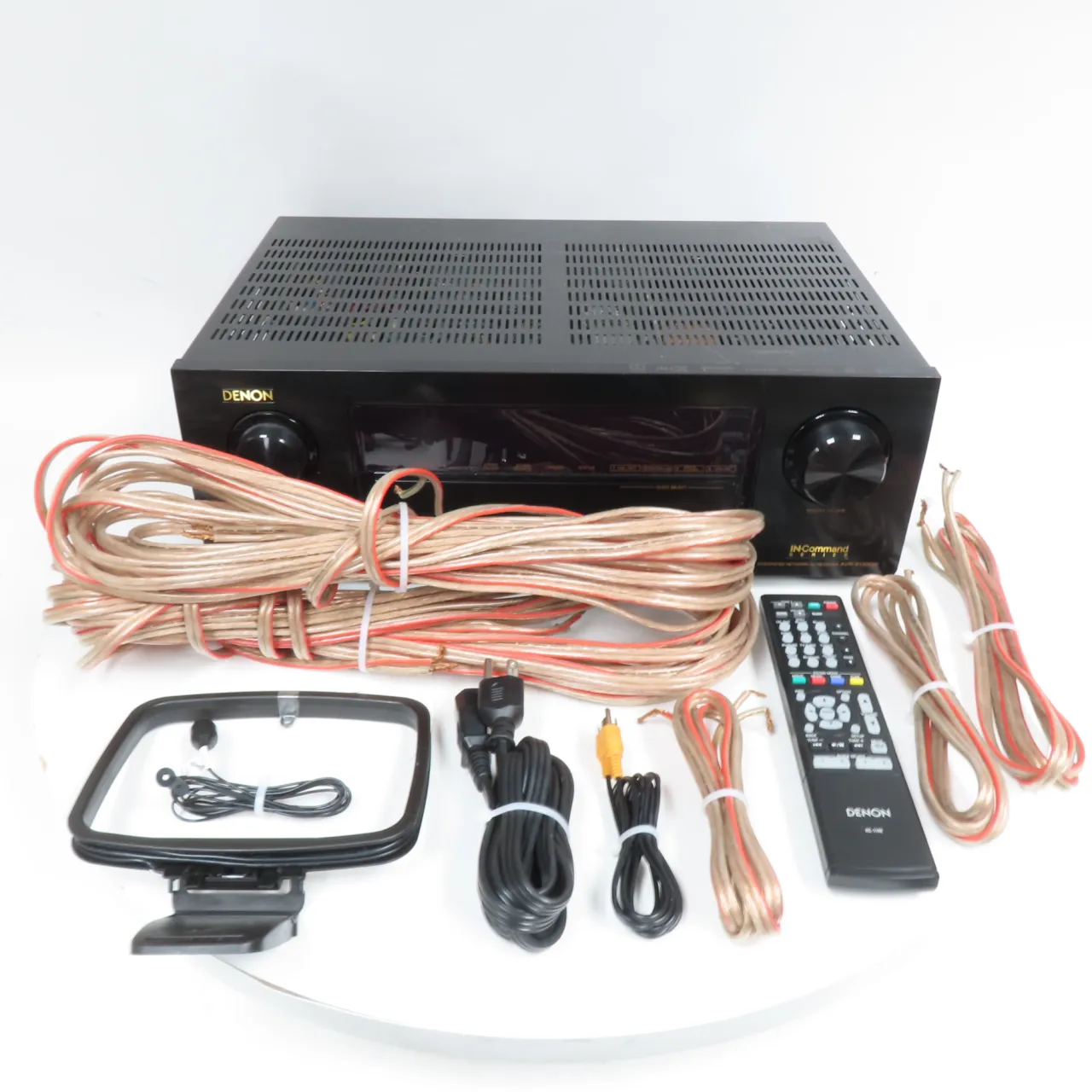 Zdjęcie Jakie głośniki pasują do Denon AVR-X1300W - uniknij złych wyborów