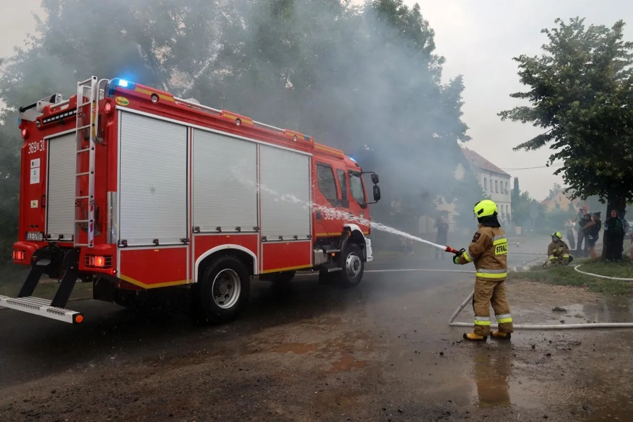 Zdjęcie Ile zarabia OSP? Zaskakujące fakty o wynagrodzeniach strażaków