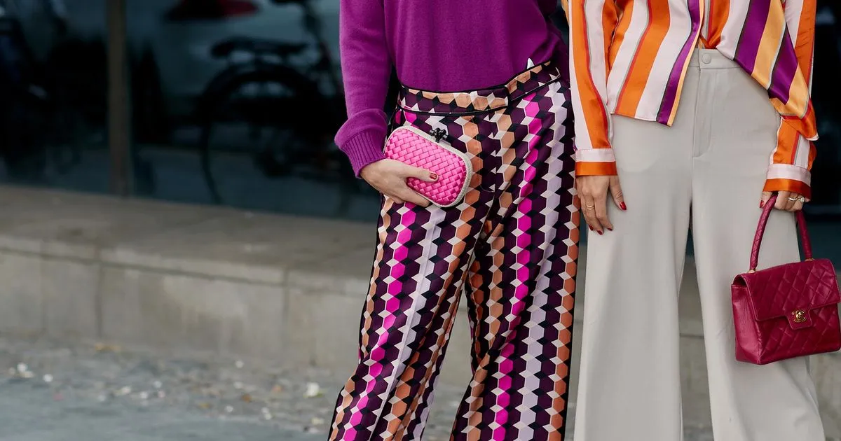 Zdjęcie Stylizacje z białymi kowbojkami, które odmienią Twój look