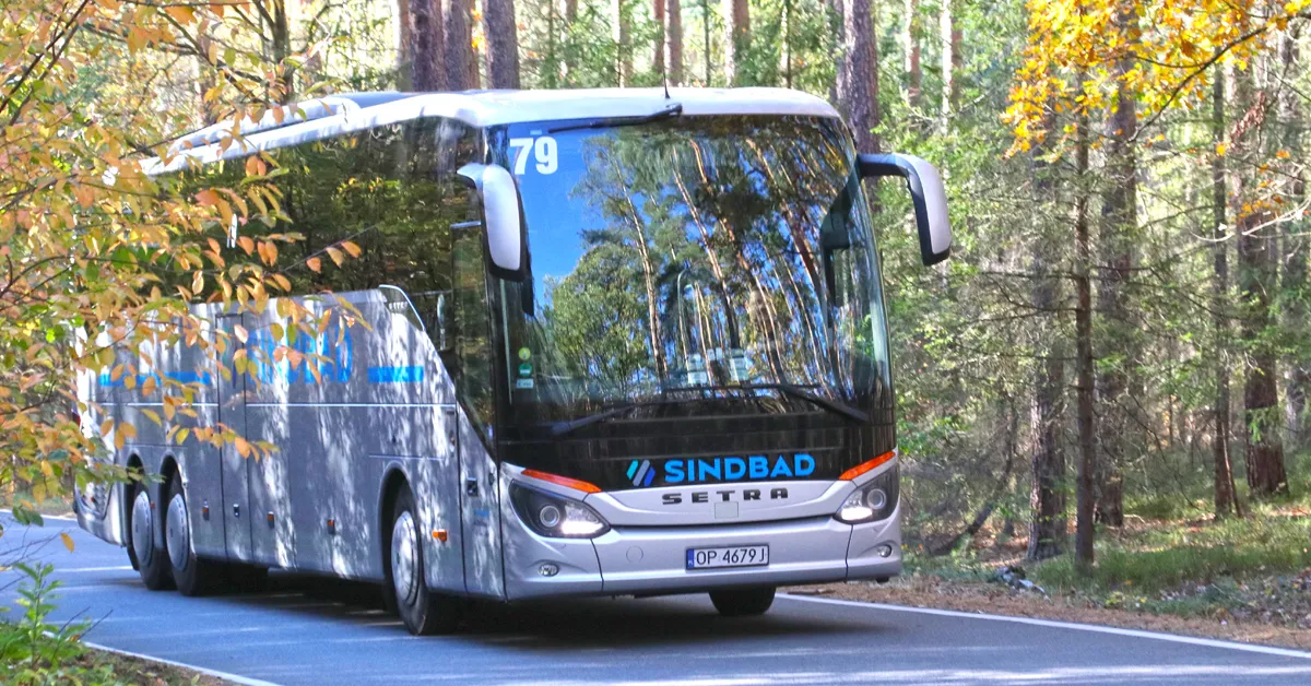 Zdjęcie Czy autokary Sindbad mają wifi? Sprawdź, co musisz wiedzieć!