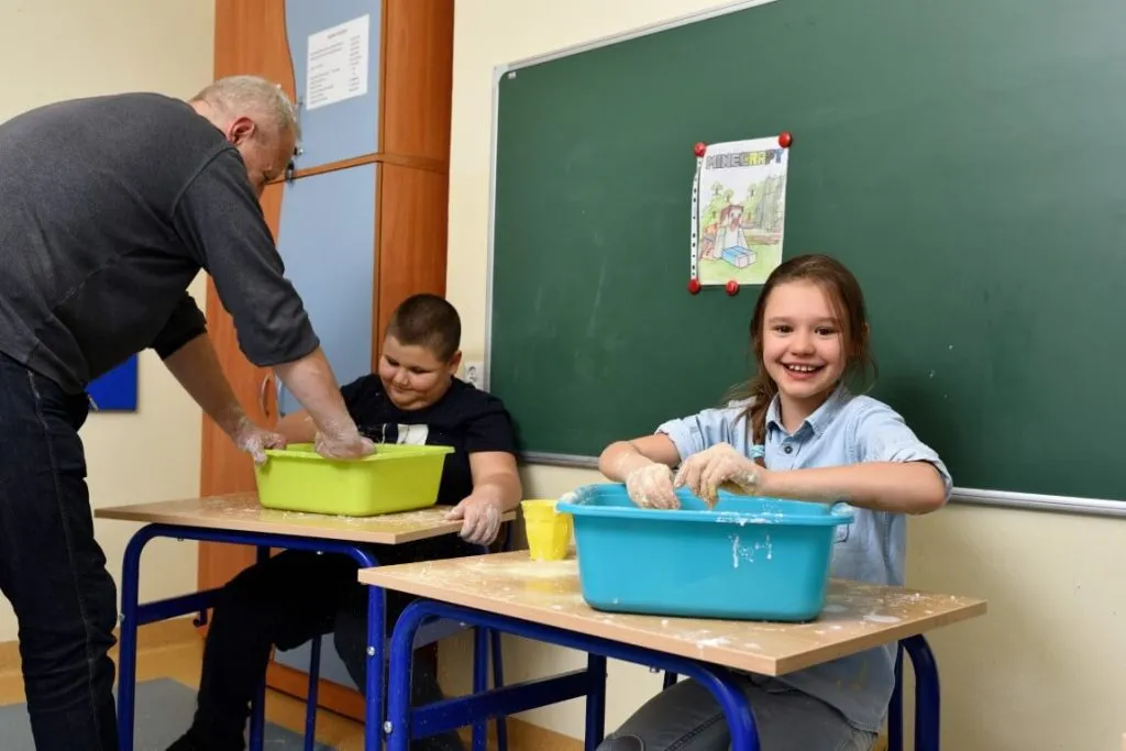 Zdjęcie Przedszkole dla dzieci niewidomych – unikalne programy i terapie w Polsce
