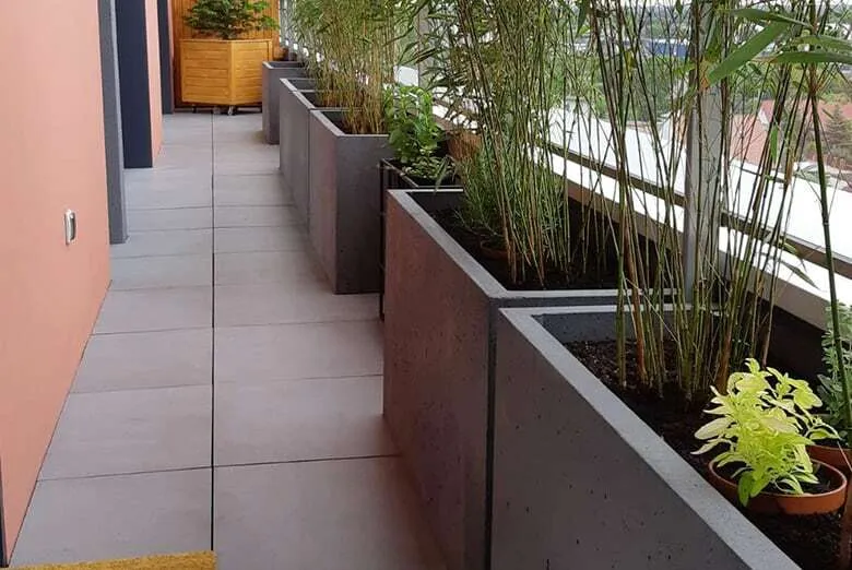 Zdjęcie Jaki beton na donice ogrodowe? Kluczowe informacje i porady dla Ciebie