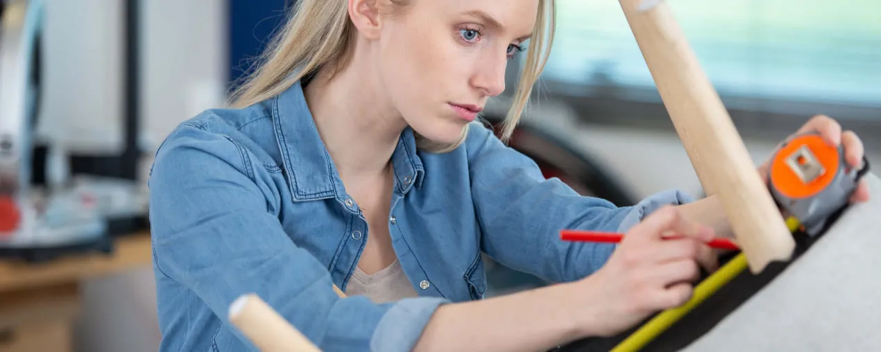 Zdjęcie Jak zrobić krzesło tapicerowane - krok po kroku bez zbędnych trudności