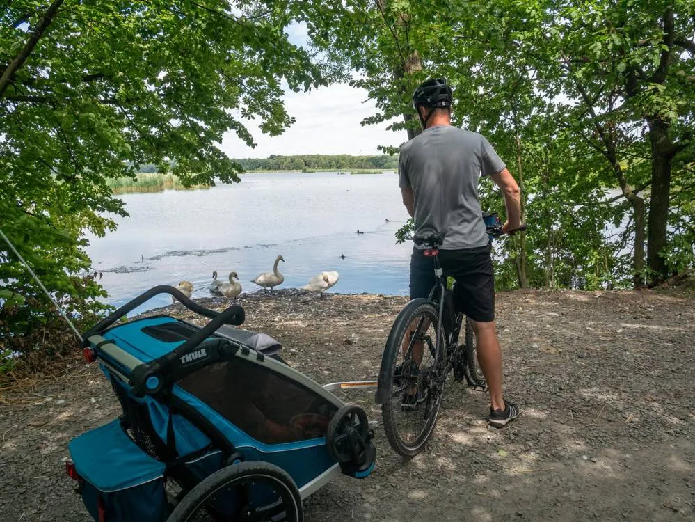 Zdjęcie Gdzie na rower z dzieckiem - bezpieczne trasy i atrakcje dla rodzin