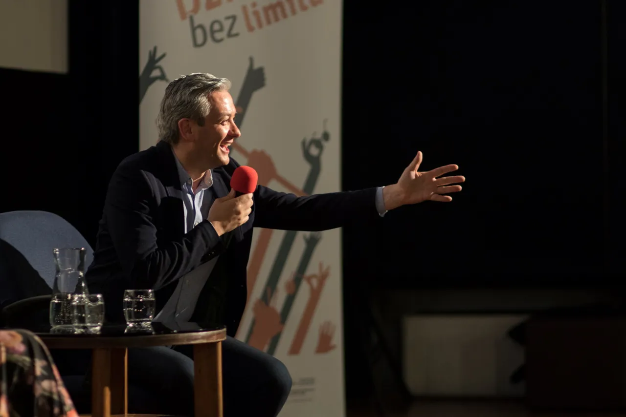 Zdjęcie Co prezydent Biedroń robi ze Słupskiem? Odkryj jego zmiany i inicjatywy